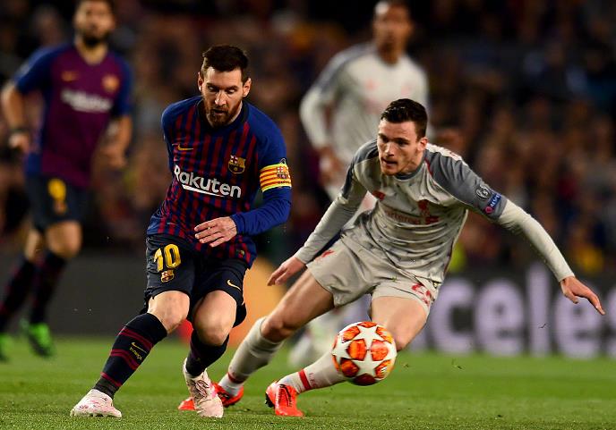 C罗：国家队没有谁是不可撼动的；球迷嘘我会帮我队友减轻压力